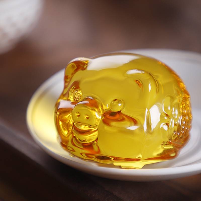 Crystal Clear Golden Pig Tea Pets Resin Crafts