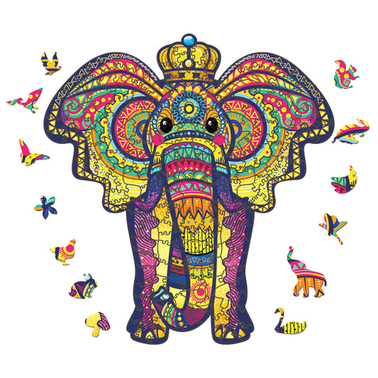 Éléphant d'enfants avec des morceaux irréguliers en bois de puzzle en forme d'animal de couronne